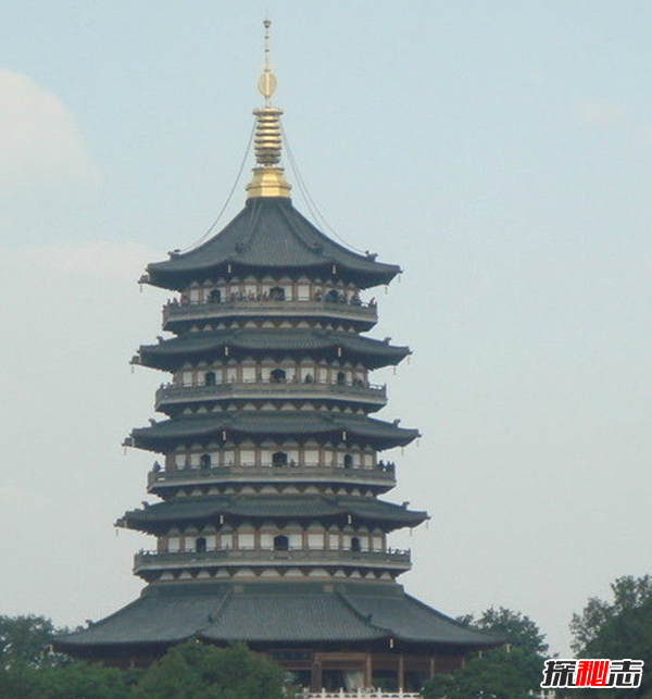 白蛇之謎:原來(lái)是雷峰塔地宮藏寶藏(大量佛教瑰寶)