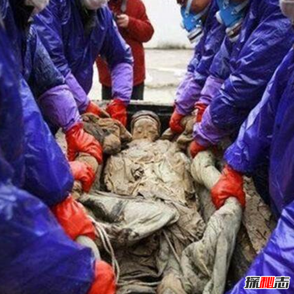 廣西七星巨棺之謎,墓葬主人到底是誰(shuí)?(六面密封)