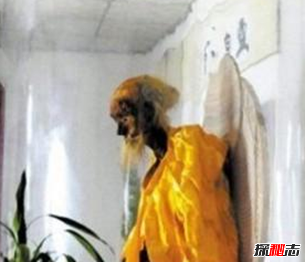 河南160歲老道人真身不腐之謎,參禪打坐時(shí)悄然仙逝