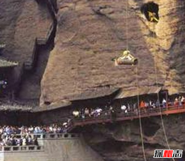 江西龍虎山懸棺之謎,懸棺是怎么放上去的(距今2600年)