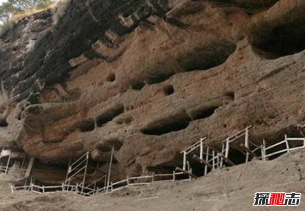 江西龍虎山懸棺之謎,懸棺是怎么放上去的(距今2600年)