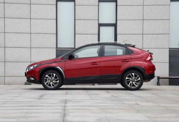 納智捷U5 SUV